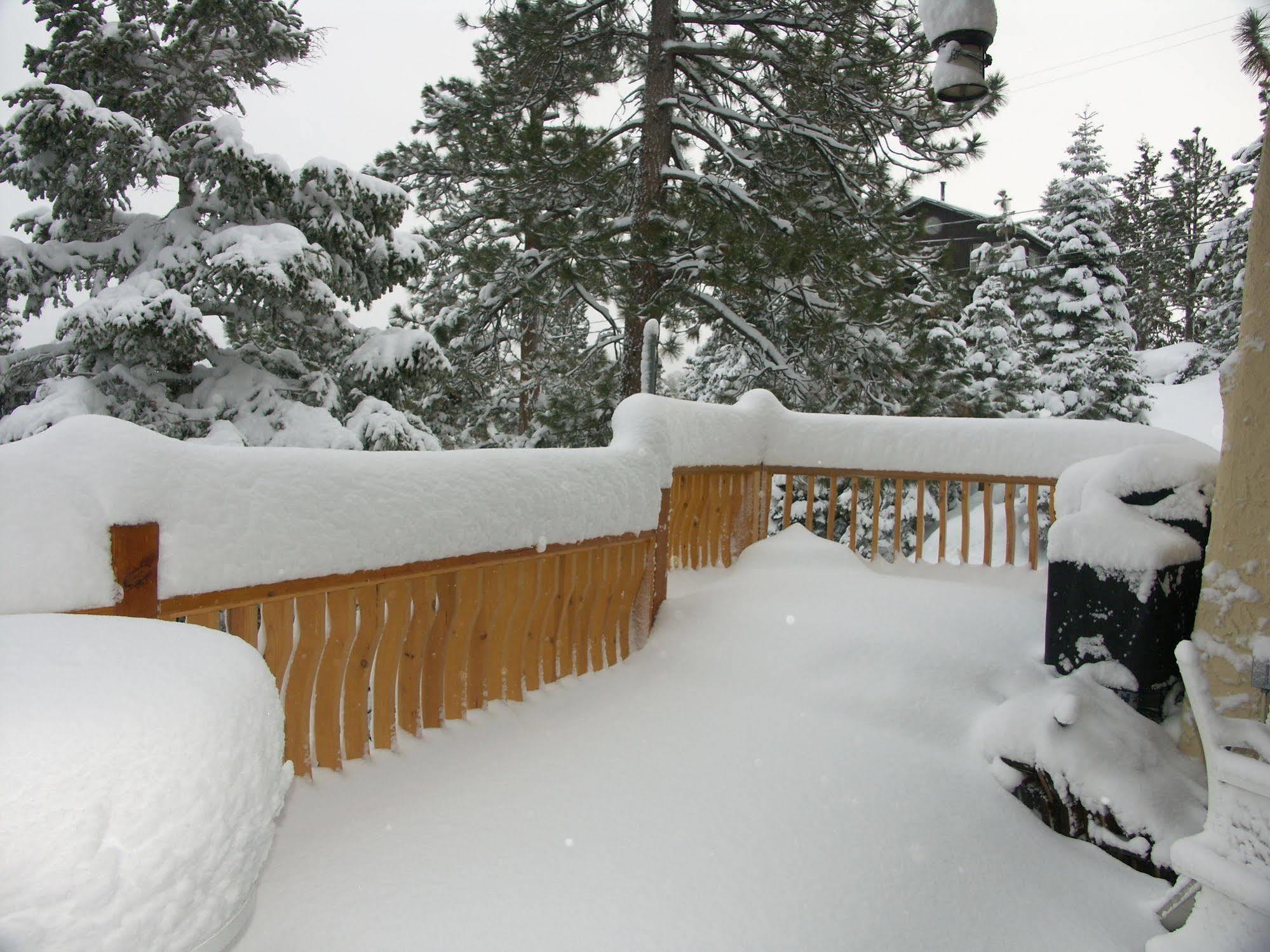 Where Eagles Fly Bed & Breakfast Elk Point Esterno foto